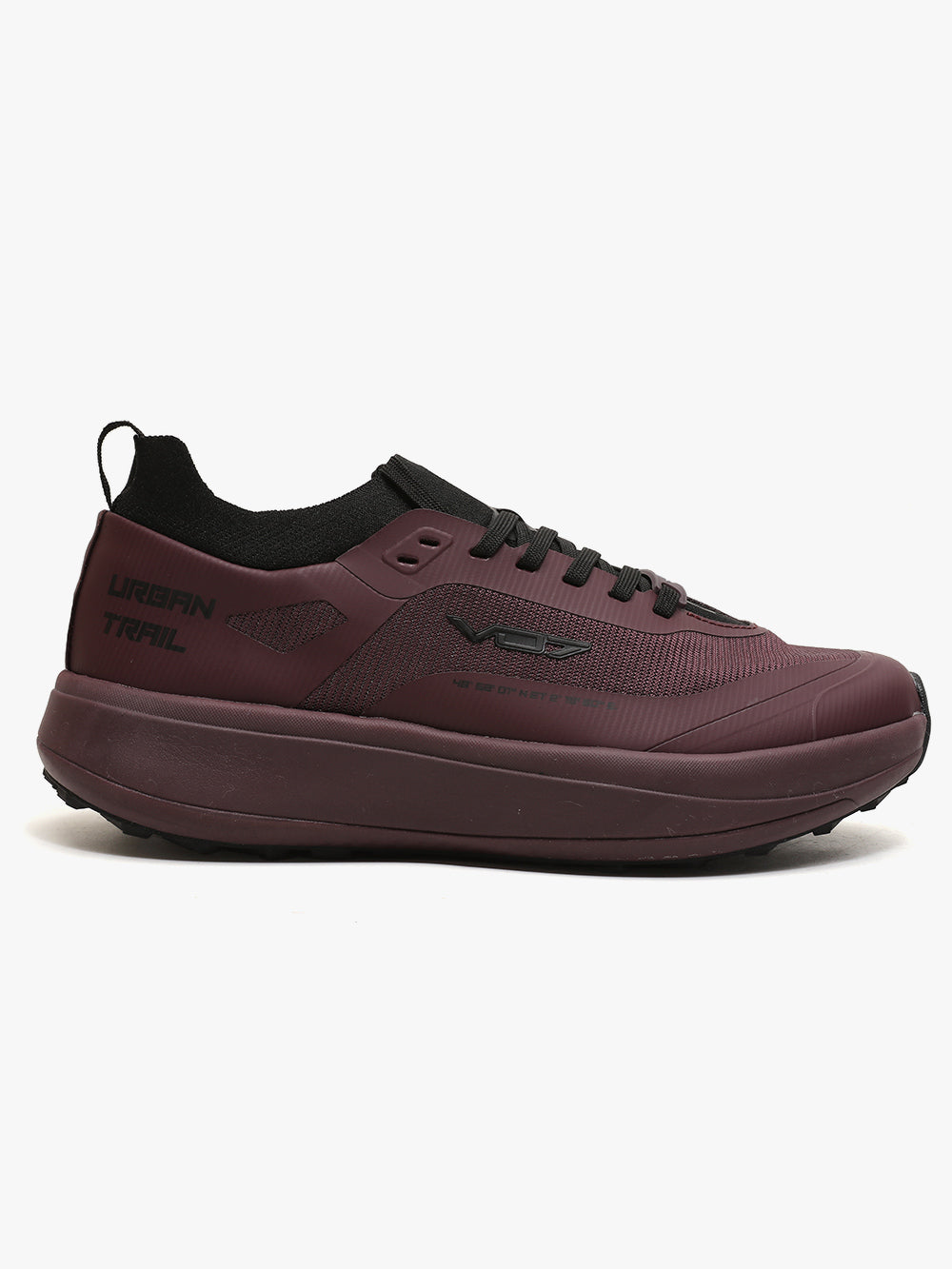 V 07 V TRAIL 33 SNEAKERS ELÉGANCE 1