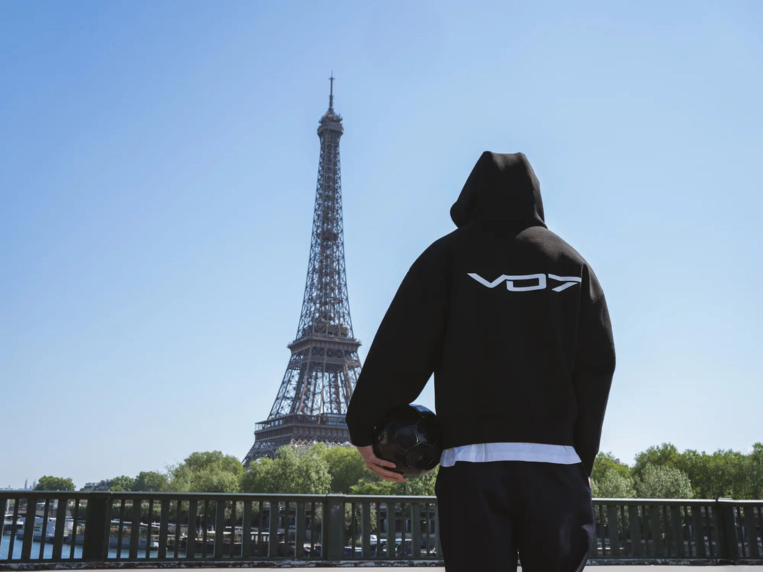 LES SNEAKERS VO7: UN ESSENTIEL POUR LES PROFESSIONNELS DU FOOTBALL