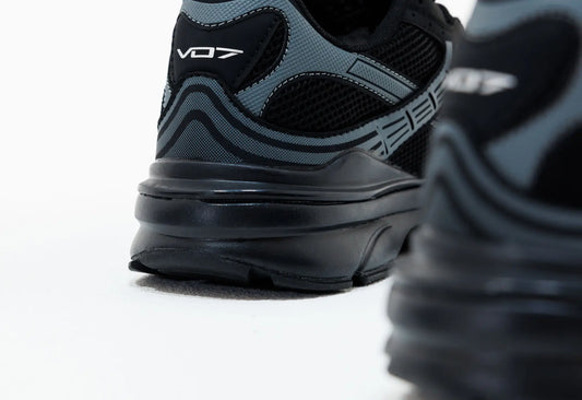 LES SNEAKERS VO7: UN INVESTISSEMENT MODE POUR 2025