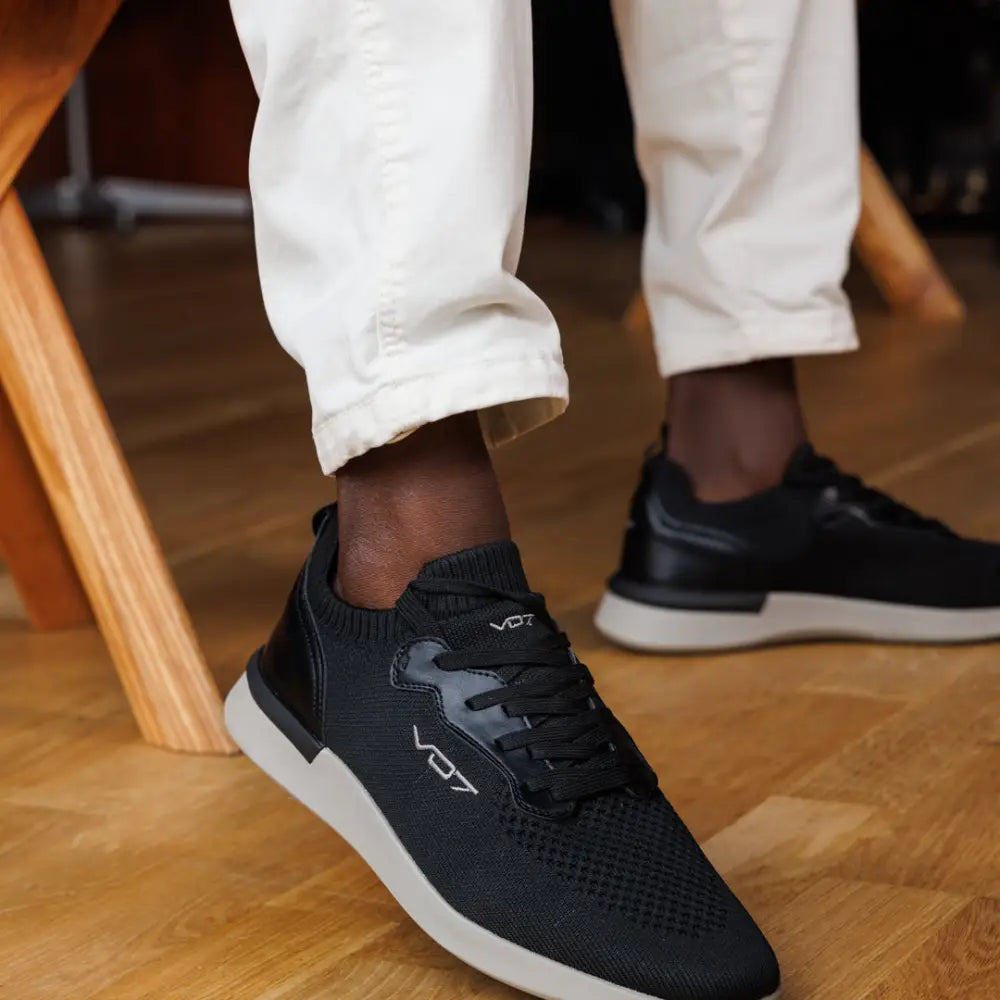 V 07 YACHT PELE BLACK SNEAKERS ELÉGANCE NOIR 2