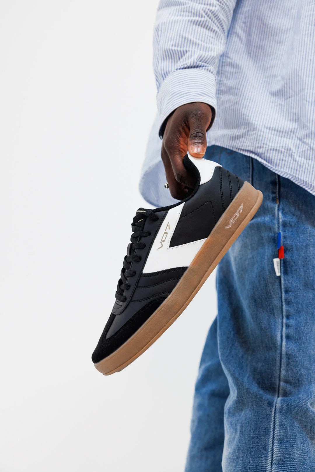 V 07 RIO BLACK SNEAKERS ELÉGANCE NOIR 2