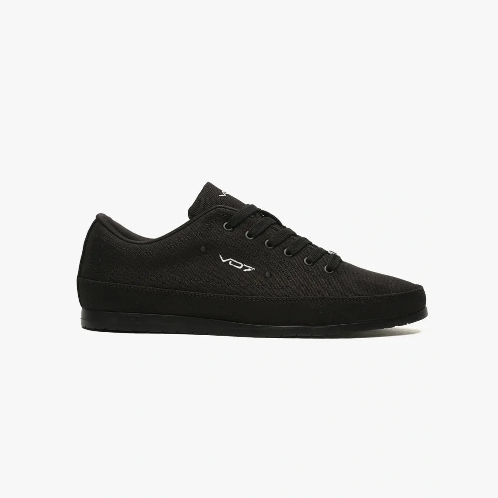 V 07 YACHT CANVAS DARK SNEAKERS ELÉGANCE NOIR 1
